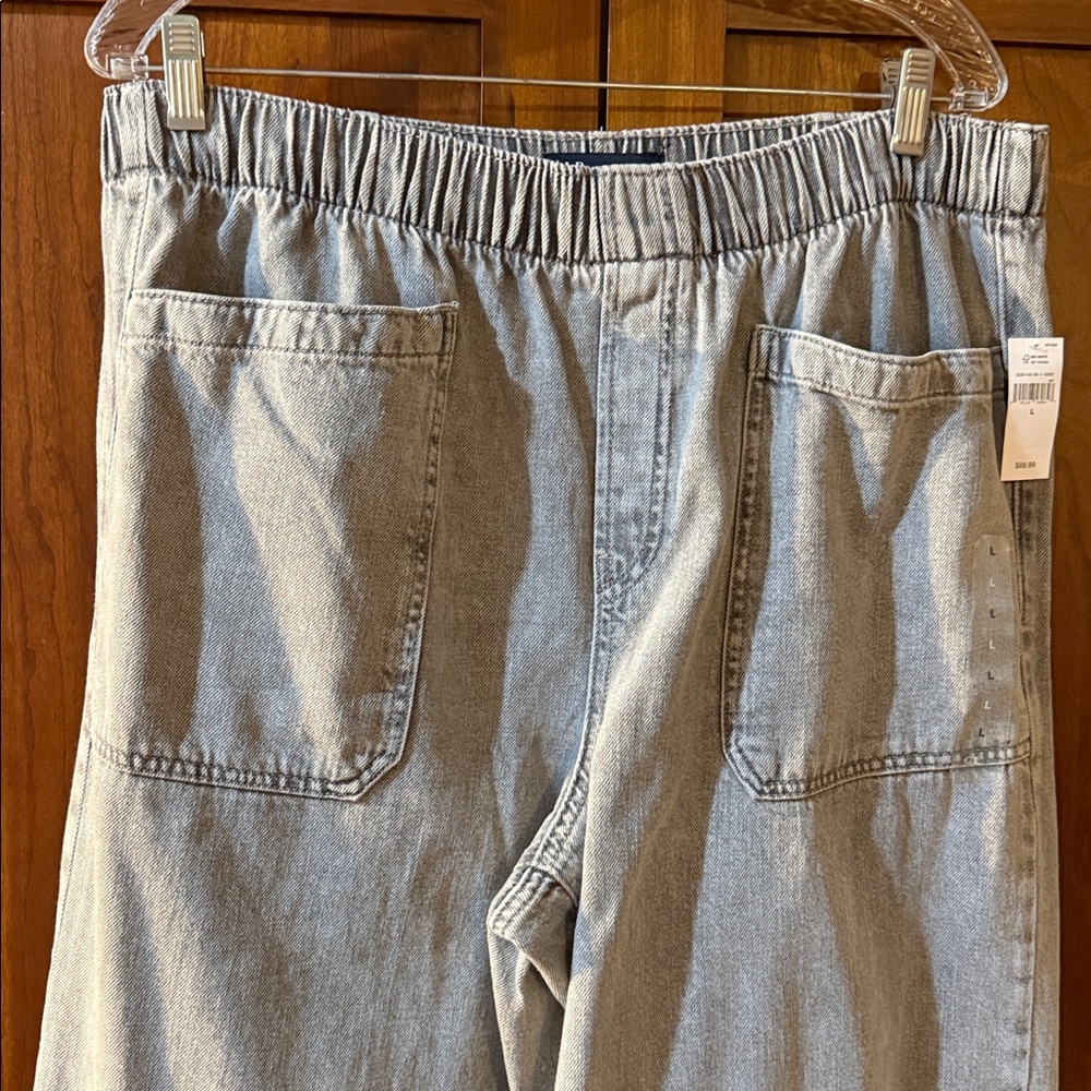 GAP Wide Leg Cropped Jeans - Picture 2 of 7